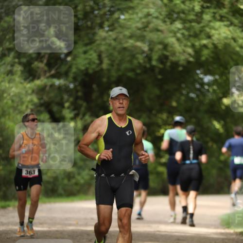 30.08.2026 - Elbe Triathlon Hamburg Antke Förster http://msf.ph/oto/10099831 30.08.2026 10:59:22 Laufen 363 meine-sportfotos.de