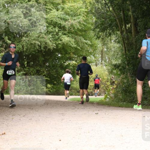 30.08.2026 - Elbe Triathlon Hamburg Antke Förster http://msf.ph/oto/10099852 30.08.2026 11:02:28 Laufen 843 meine-sportfotos.de