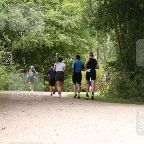 30.08.2026 - Elbe Triathlon Hamburg Antke Förster http://msf.ph/oto/10099862 30.08.2026 11:02:32 Laufen 074 meine-sportfotos.de