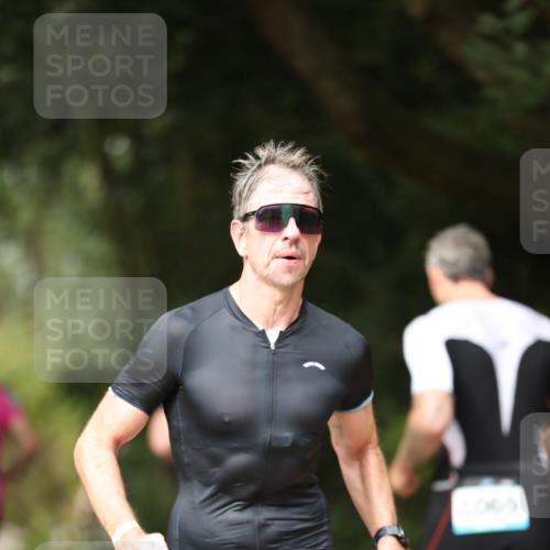 30.08.2026 - Elbe Triathlon Hamburg Antke Förster http://msf.ph/oto/10099883 30.08.2026 11:00:01 Laufen 732, 065 meine-sportfotos.de
