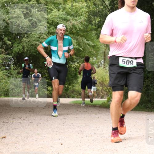 30.08.2026 - Elbe Triathlon Hamburg Antke Förster http://msf.ph/oto/10099898 30.08.2026 11:02:53 Laufen 509 meine-sportfotos.de