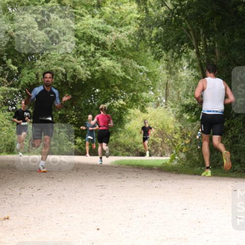 30.08.2026 - Elbe Triathlon Hamburg Antke Förster http://msf.ph/oto/10099924 30.08.2026 11:03:11 Laufen  meine-sportfotos.de