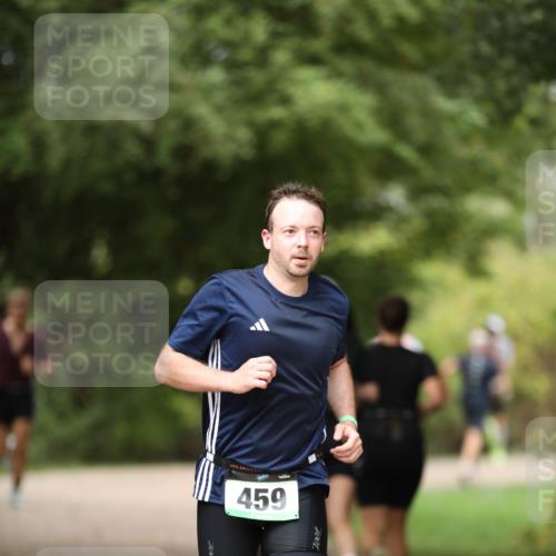 30.08.2026 - Elbe Triathlon Hamburg Antke Förster http://msf.ph/oto/10099941 30.08.2026 11:00:37 Laufen 459 meine-sportfotos.de