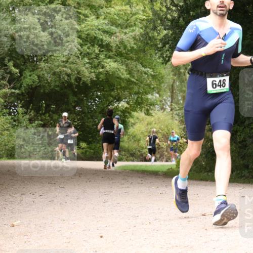30.08.2026 - Elbe Triathlon Hamburg Antke Förster http://msf.ph/oto/10099972 30.08.2026 11:03:29 Laufen 648 meine-sportfotos.de
