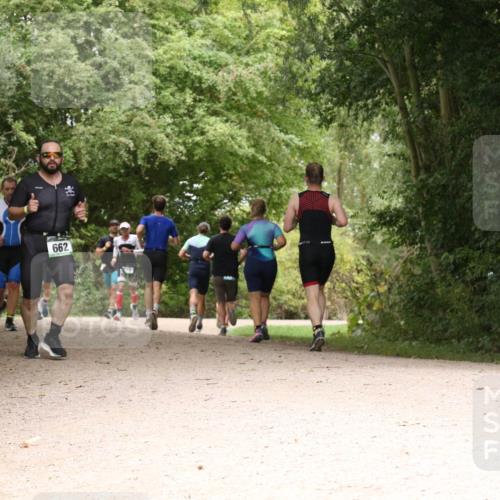 30.08.2026 - Elbe Triathlon Hamburg Antke Förster http://msf.ph/oto/10099988 30.08.2026 11:03:39 Laufen 662 meine-sportfotos.de