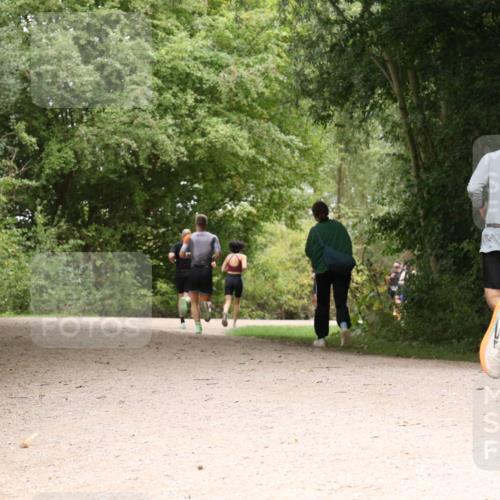 30.08.2026 - Elbe Triathlon Hamburg Antke Förster http://msf.ph/oto/10100048 30.08.2026 11:04:18 Laufen  meine-sportfotos.de