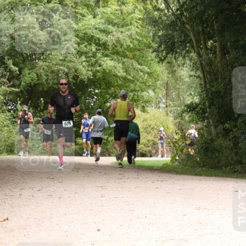 30.08.2026 - Elbe Triathlon Hamburg Antke Förster http://msf.ph/oto/10100052 30.08.2026 11:04:25 Laufen 757, 675 meine-sportfotos.de