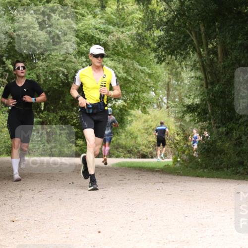 30.08.2026 - Elbe Triathlon Hamburg Antke Förster http://msf.ph/oto/10100110 30.08.2026 11:04:52 Laufen  meine-sportfotos.de