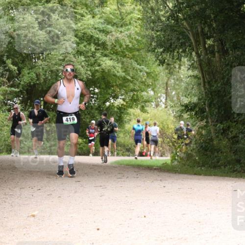 30.08.2026 - Elbe Triathlon Hamburg Antke Förster http://msf.ph/oto/10100182 30.08.2026 11:06:17 Laufen 419 meine-sportfotos.de