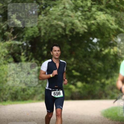 30.08.2026 - Elbe Triathlon Hamburg Antke Förster http://msf.ph/oto/10100217 30.08.2026 11:03:00 Laufen 656 meine-sportfotos.de