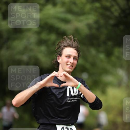 30.08.2026 - Elbe Triathlon Hamburg Antke Förster http://msf.ph/oto/10100257 30.08.2026 11:03:20 Laufen 414 meine-sportfotos.de