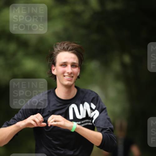 30.08.2026 - Elbe Triathlon Hamburg Antke Förster http://msf.ph/oto/10100259 30.08.2026 11:03:21 Laufen 414 meine-sportfotos.de