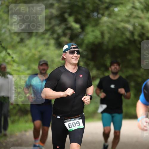 30.08.2026 - Elbe Triathlon Hamburg Antke Förster http://msf.ph/oto/10100307 30.08.2026 11:03:44 Laufen 609 meine-sportfotos.de