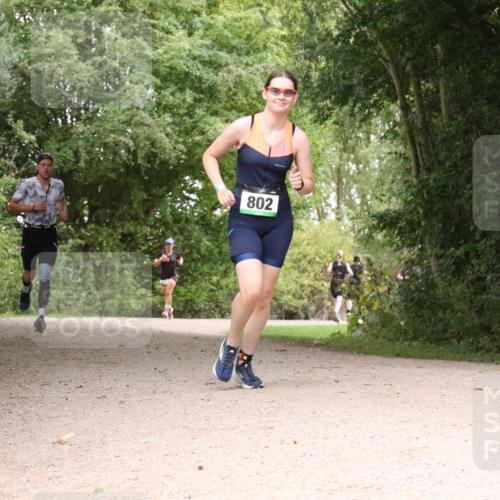 30.08.2026 - Elbe Triathlon Hamburg Antke Förster http://msf.ph/oto/10100438 30.08.2026 11:08:52 Laufen 802 meine-sportfotos.de