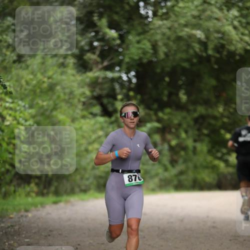 30.08.2026 - Elbe Triathlon Hamburg Antke Förster http://msf.ph/oto/10100453 30.08.2026 11:05:47 Laufen 875 meine-sportfotos.de