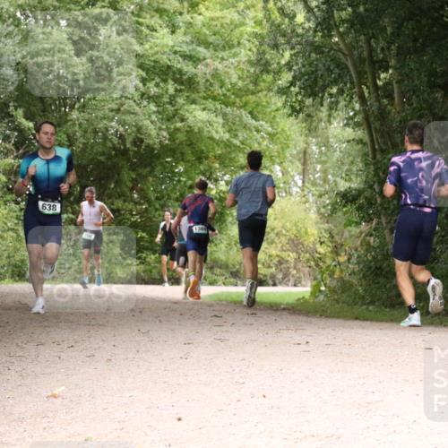 30.08.2026 - Elbe Triathlon Hamburg Antke Förster http://msf.ph/oto/10100456 30.08.2026 11:09:19 Laufen 638, 1369 meine-sportfotos.de