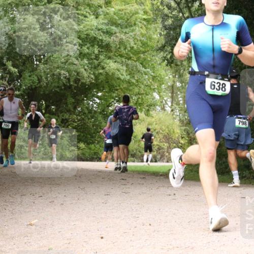 30.08.2026 - Elbe Triathlon Hamburg Antke Förster http://msf.ph/oto/10100464 30.08.2026 11:09:22 Laufen 415, 700, 638, 798 meine-sportfotos.de