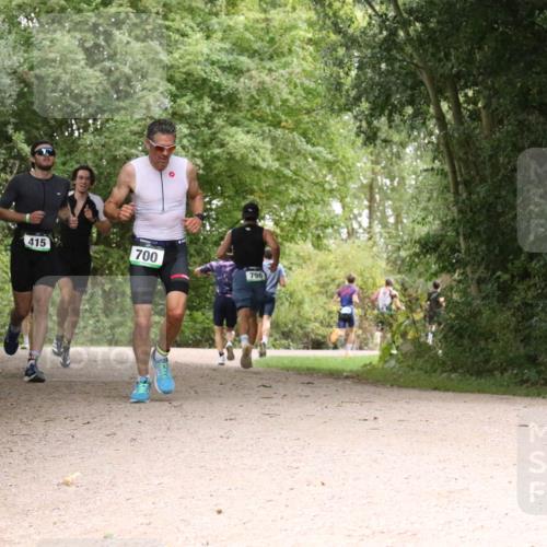 30.08.2026 - Elbe Triathlon Hamburg Antke Förster http://msf.ph/oto/10100468 30.08.2026 11:09:24 Laufen 415, 700, 798 meine-sportfotos.de