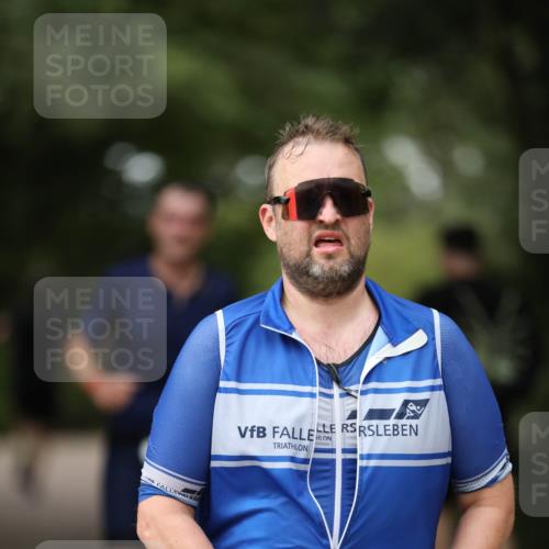 30.08.2026 - Elbe Triathlon Hamburg Antke Förster http://msf.ph/oto/10100483 30.08.2026 11:06:09 Laufen 66 meine-sportfotos.de