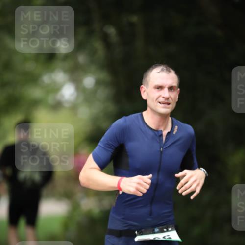 30.08.2026 - Elbe Triathlon Hamburg Antke Förster http://msf.ph/oto/10100485 30.08.2026 11:06:11 Laufen  meine-sportfotos.de