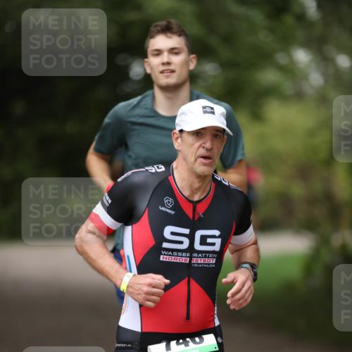 30.08.2026 - Elbe Triathlon Hamburg Antke Förster http://msf.ph/oto/10100519 30.08.2026 11:06:30 Laufen 740 meine-sportfotos.de