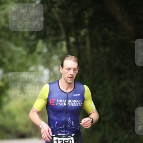 30.08.2026 - Elbe Triathlon Hamburg Antke Förster http://msf.ph/oto/10100539 30.08.2026 11:06:44 Laufen 1260 meine-sportfotos.de