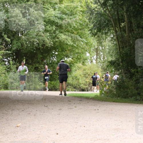 30.08.2026 - Elbe Triathlon Hamburg Antke Förster http://msf.ph/oto/10100578 30.08.2026 11:10:31 Laufen 929 meine-sportfotos.de