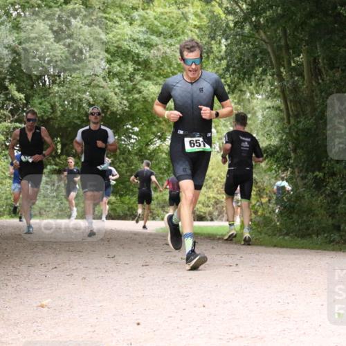 30.08.2026 - Elbe Triathlon Hamburg Antke Förster http://msf.ph/oto/10100605 30.08.2026 11:10:51 Laufen 3, 651 meine-sportfotos.de