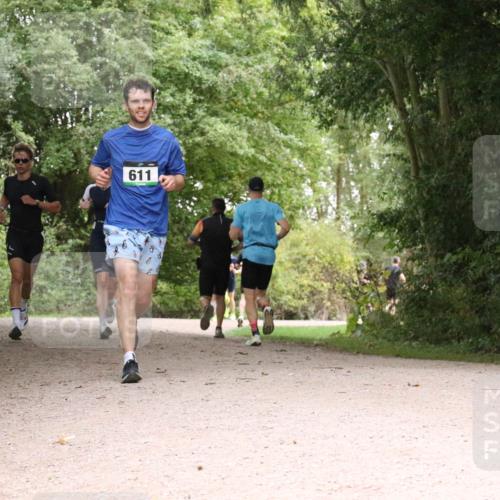 30.08.2026 - Elbe Triathlon Hamburg Antke Förster http://msf.ph/oto/10100617 30.08.2026 11:10:57 Laufen 611 meine-sportfotos.de