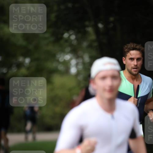 30.08.2026 - Elbe Triathlon Hamburg Antke Förster http://msf.ph/oto/10100620 30.08.2026 11:07:43 Laufen  meine-sportfotos.de