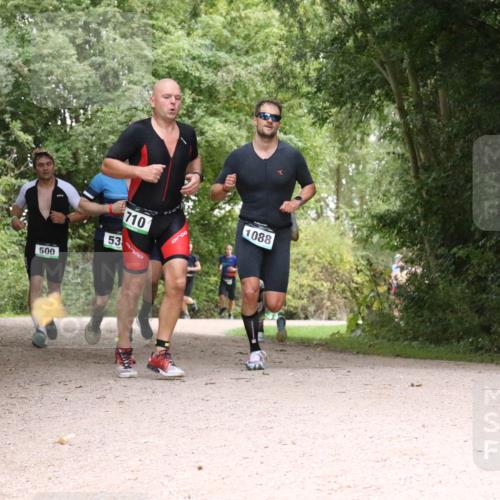 30.08.2026 - Elbe Triathlon Hamburg Antke Förster http://msf.ph/oto/10100711 30.08.2026 11:11:53 Laufen 500, 710, 53, 8000, 1088 meine-sportfotos.de