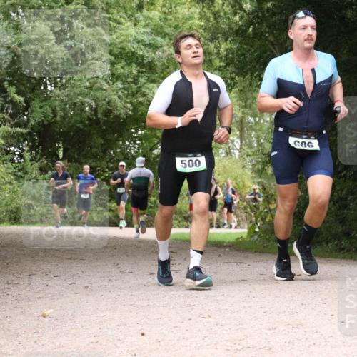 30.08.2026 - Elbe Triathlon Hamburg Antke Förster http://msf.ph/oto/10100719 30.08.2026 11:11:56 Laufen 500, 606, 53 meine-sportfotos.de
