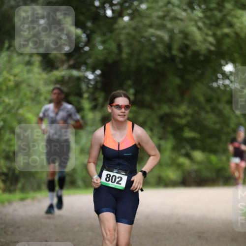 30.08.2026 - Elbe Triathlon Hamburg Antke Förster http://msf.ph/oto/10100744 30.08.2026 11:08:51 Laufen 802 meine-sportfotos.de