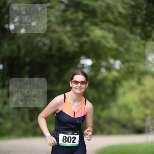 30.08.2026 - Elbe Triathlon Hamburg Antke Förster http://msf.ph/oto/10100746 30.08.2026 11:08:52 Laufen 802 meine-sportfotos.de