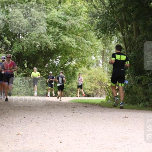 30.08.2026 - Elbe Triathlon Hamburg Antke Förster http://msf.ph/oto/10100753 30.08.2026 11:12:17 Laufen  meine-sportfotos.de