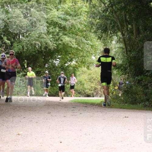 30.08.2026 - Elbe Triathlon Hamburg Antke Förster http://msf.ph/oto/10100755 30.08.2026 11:12:18 Laufen  meine-sportfotos.de