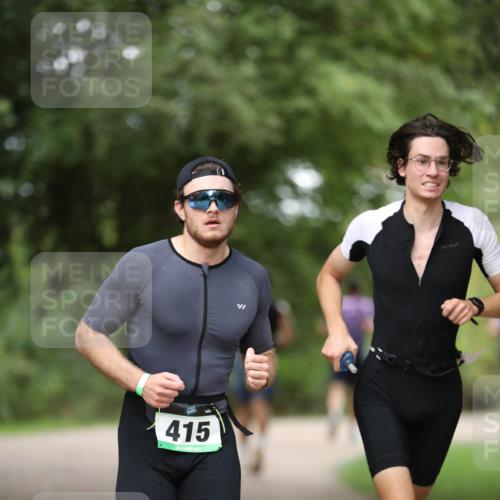 30.08.2026 - Elbe Triathlon Hamburg Antke Förster http://msf.ph/oto/10100782 30.08.2026 11:09:27 Laufen 415, 2 meine-sportfotos.de