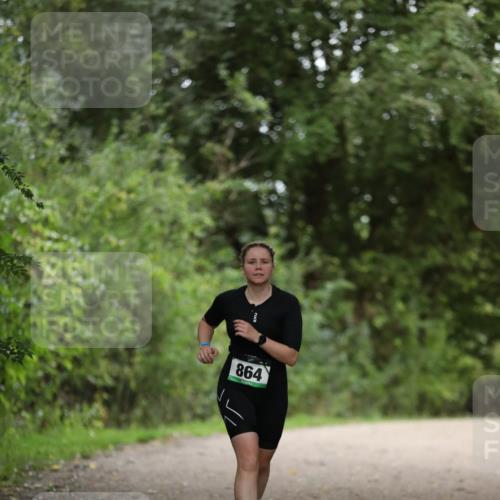 30.08.2026 - Elbe Triathlon Hamburg Antke Förster http://msf.ph/oto/10100786 30.08.2026 11:09:31 Laufen 864 meine-sportfotos.de