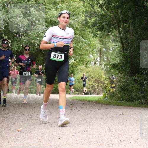30.08.2026 - Elbe Triathlon Hamburg Antke Förster http://msf.ph/oto/10100807 30.08.2026 11:12:49 Laufen 816, 636, 873, 105 meine-sportfotos.de