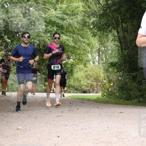 30.08.2026 - Elbe Triathlon Hamburg Antke Förster http://msf.ph/oto/10100811 30.08.2026 11:12:50 Laufen 639, 908, 636, 816, 873 meine-sportfotos.de
