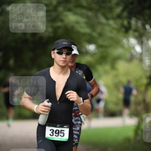 30.08.2026 - Elbe Triathlon Hamburg Antke Förster http://msf.ph/oto/10100820 30.08.2026 11:09:55 Laufen 395 meine-sportfotos.de