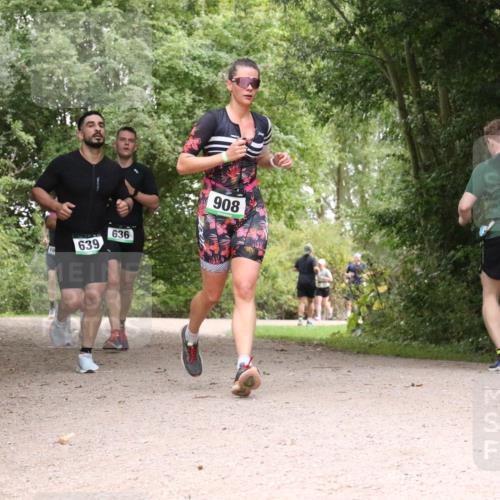 30.08.2026 - Elbe Triathlon Hamburg Antke Förster http://msf.ph/oto/10100825 30.08.2026 11:12:56 Laufen 10, 639, 636, 908 meine-sportfotos.de