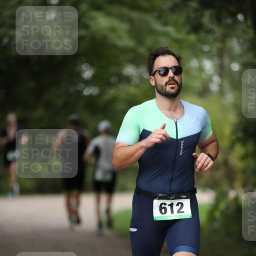 30.08.2026 - Elbe Triathlon Hamburg Antke Förster http://msf.ph/oto/10100850 30.08.2026 11:10:13 Laufen 612 meine-sportfotos.de