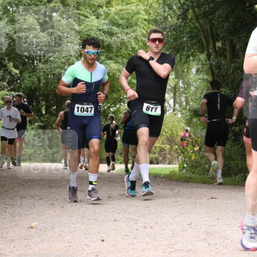 30.08.2026 - Elbe Triathlon Hamburg Antke Förster http://msf.ph/oto/10100855 30.08.2026 11:13:13 Laufen 1047, 617, 847 meine-sportfotos.de