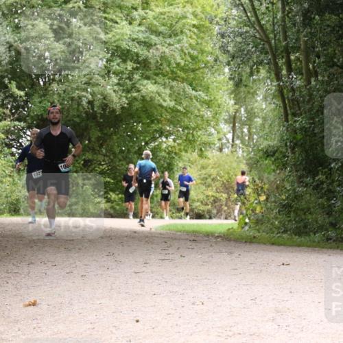 30.08.2026 - Elbe Triathlon Hamburg Antke Förster http://msf.ph/oto/10100895 30.08.2026 11:13:32 Laufen 1027, 10 meine-sportfotos.de