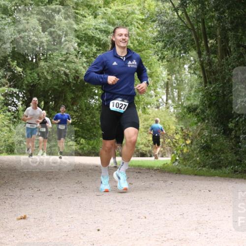 30.08.2026 - Elbe Triathlon Hamburg Antke Förster http://msf.ph/oto/10100905 30.08.2026 11:13:36 Laufen 994, 117, 1057, 1027 meine-sportfotos.de