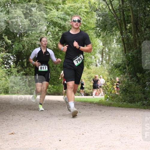 30.08.2026 - Elbe Triathlon Hamburg Antke Förster http://msf.ph/oto/10100917 30.08.2026 11:13:44 Laufen 817, 3, 793 meine-sportfotos.de