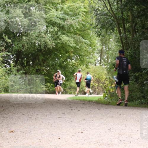 30.08.2026 - Elbe Triathlon Hamburg Antke Förster http://msf.ph/oto/10100925 30.08.2026 11:13:47 Laufen 8, 3 meine-sportfotos.de