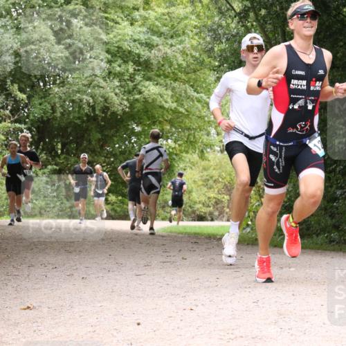 30.08.2026 - Elbe Triathlon Hamburg Antke Förster http://msf.ph/oto/10100929 30.08.2026 11:13:55 Laufen  meine-sportfotos.de