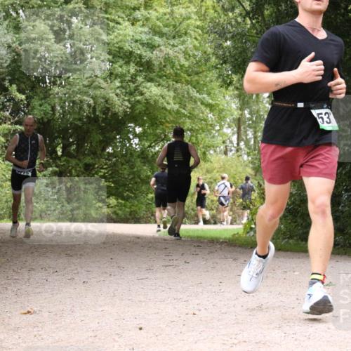 30.08.2026 - Elbe Triathlon Hamburg Antke Förster http://msf.ph/oto/10100943 30.08.2026 11:14:03 Laufen 53 meine-sportfotos.de
